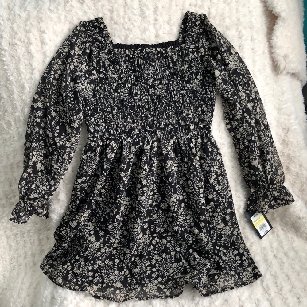 Kids Size M (7/8) Dress